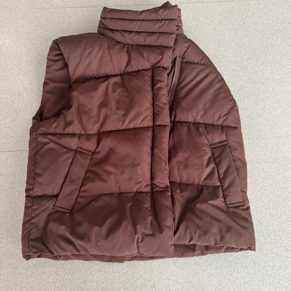 Bdg Women's Brown Gilet